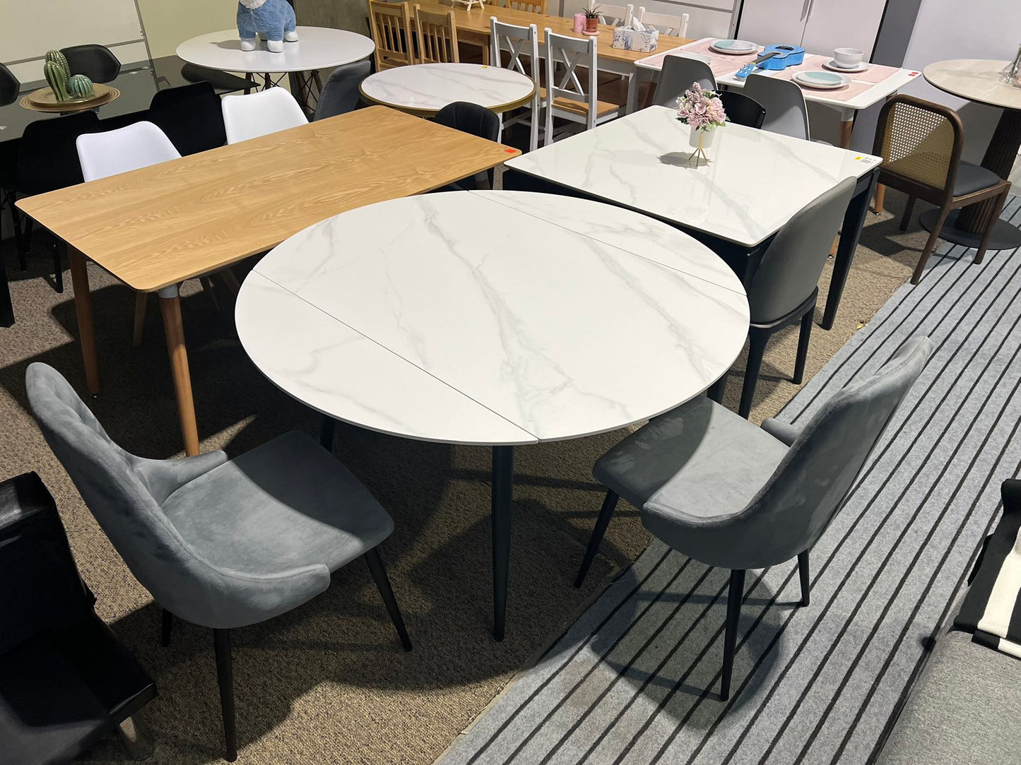 Foldable Sintered Stone Top Rectangular/Round Dining Table Metal Frame and Mechanism 1.3m