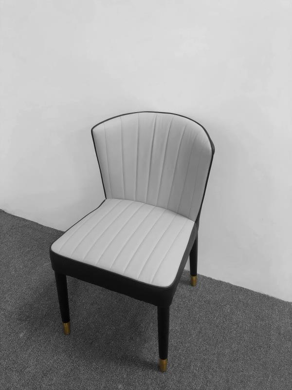Italian Design Dining Chair PU Leather Backrest And Arm Wooden Leg In Light Grey