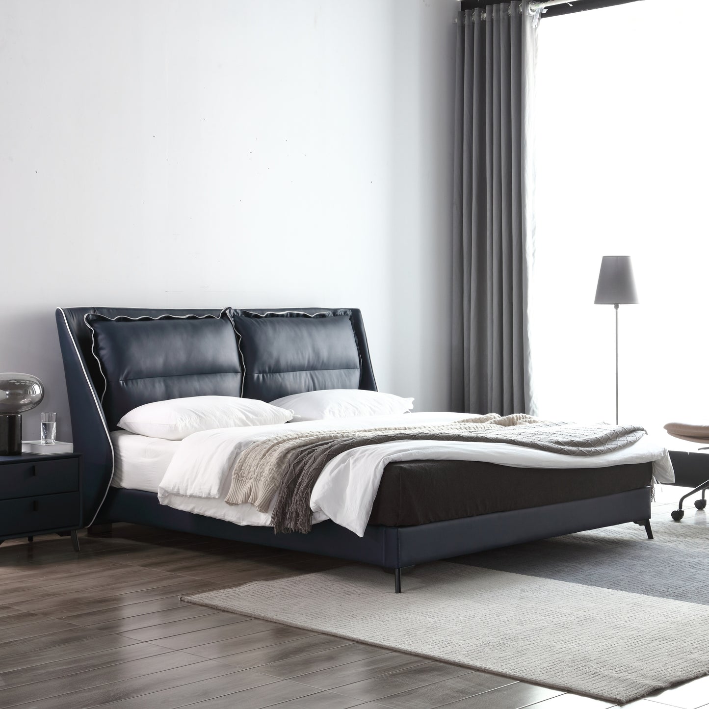 Jewelry Blue Euro Style Calf Leather Bed Frame With Steel Slegs King/Queen