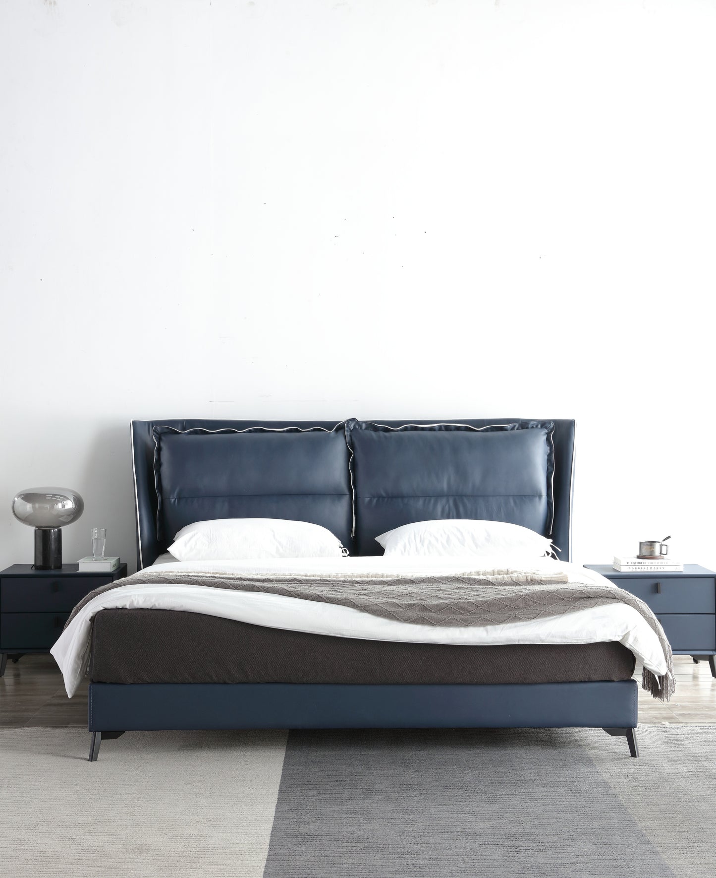 Jewelry Blue Euro Style Calf Leather Bed Frame With Steel Slegs King/Queen